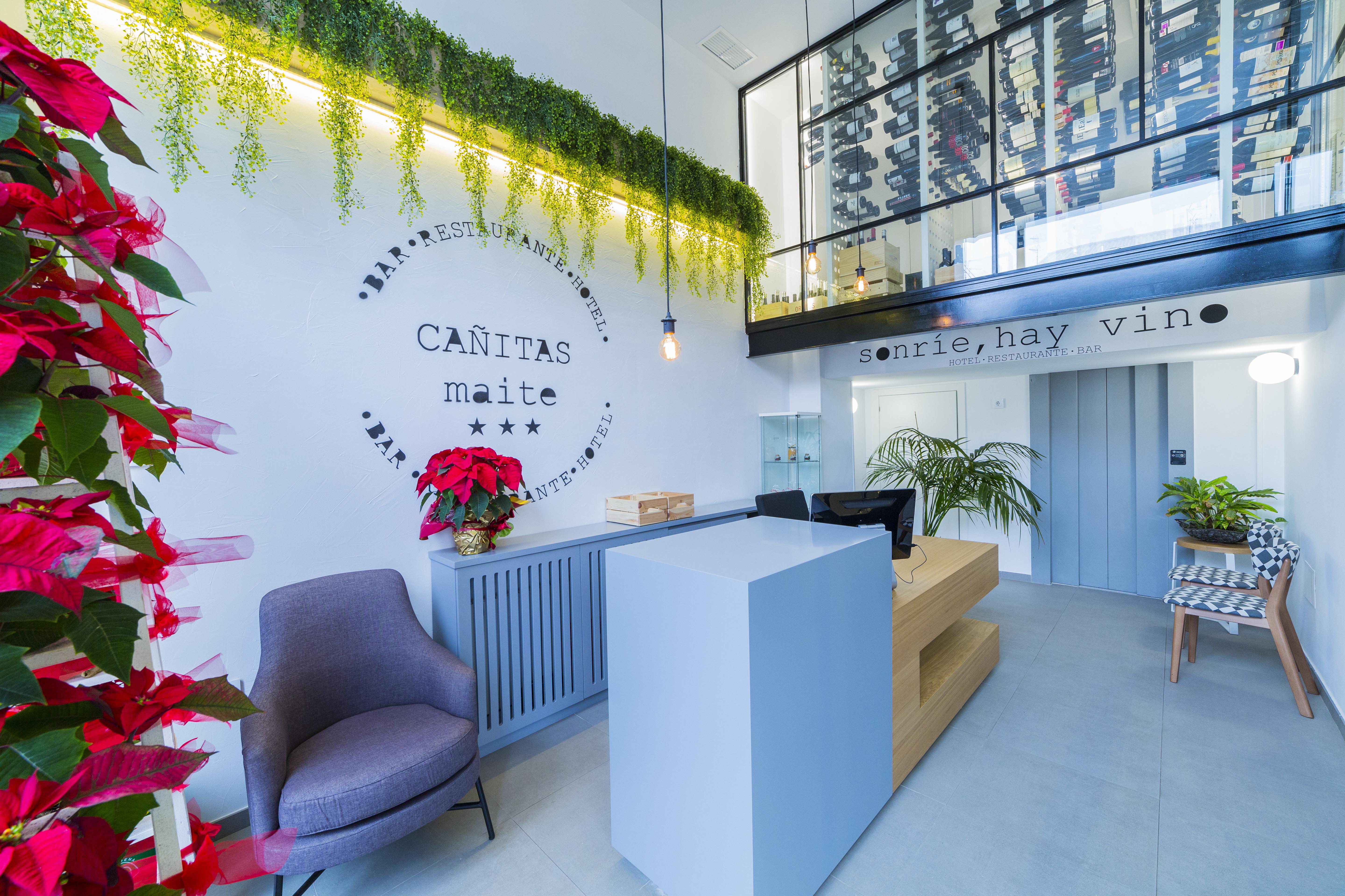 Hospedium Hotel Canitas Maite Gastronomico Casas-Ibanez Exterior photo